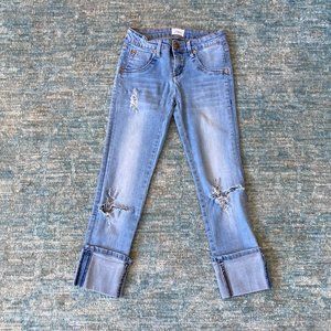 Light wash distressed Hudson capris